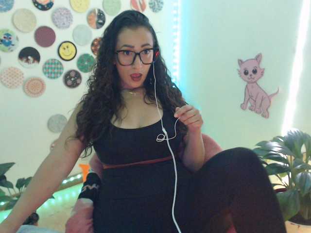 bomboncita288 live cam preview