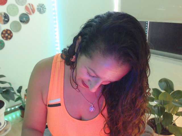 bomboncita288 live cam on BongaCams