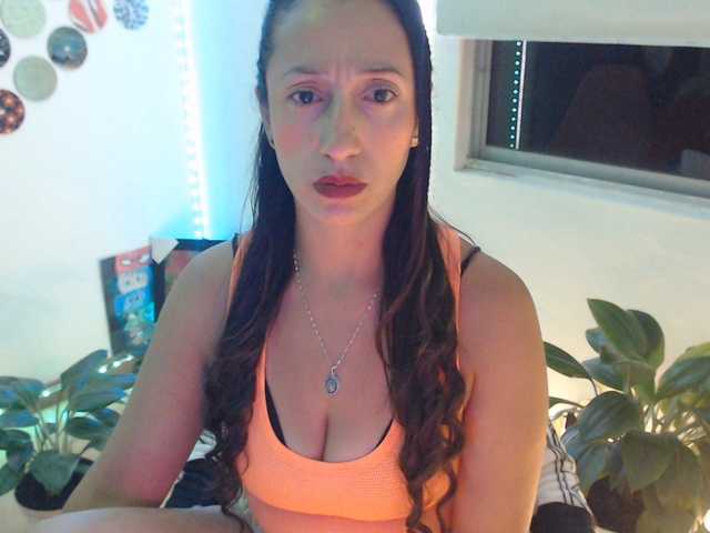 bomboncita288 live cam on BongaCams