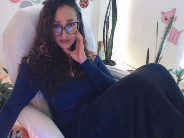 bomboncita288 live webcam show