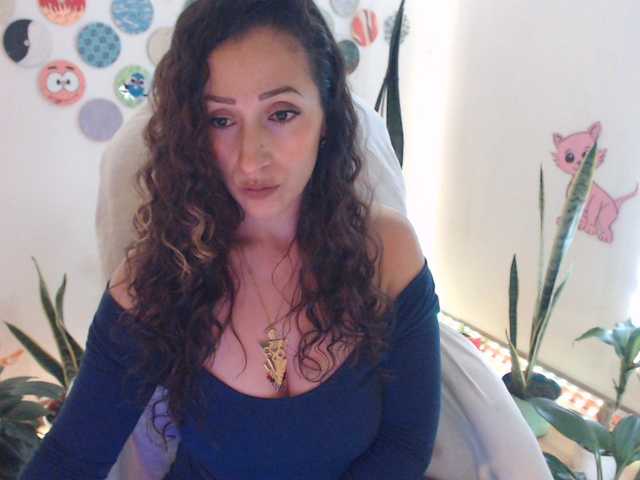 bomboncita288 live webcam show