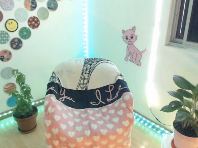 bomboncita288 live cam on BongaCams