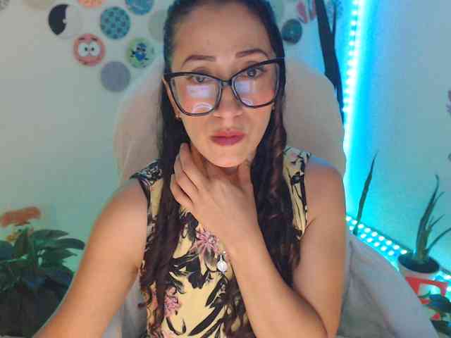 bomboncita288 webcam