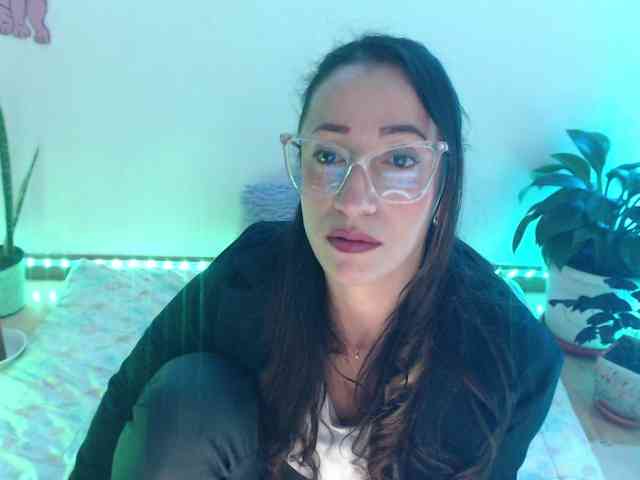 bomboncita288 webcam