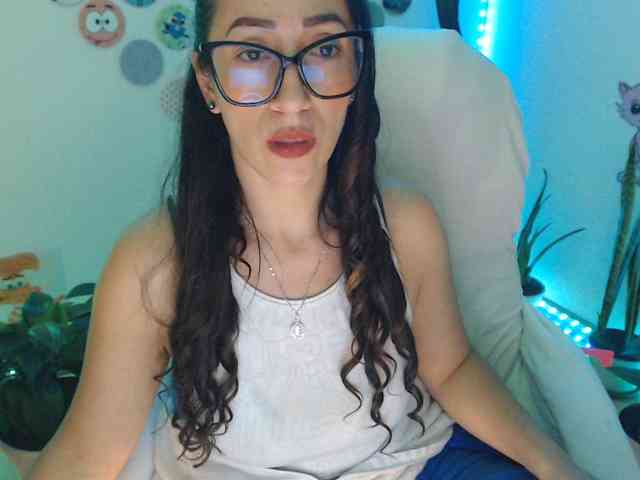 bomboncita288 webcam