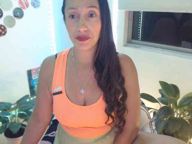 bomboncita288 webcam