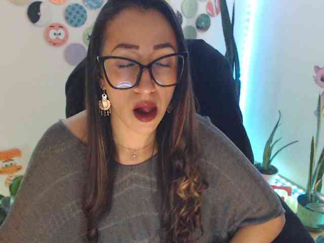 bomboncita288 webcam