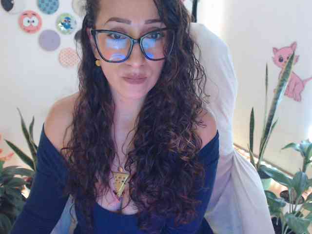 bomboncita288 webcam