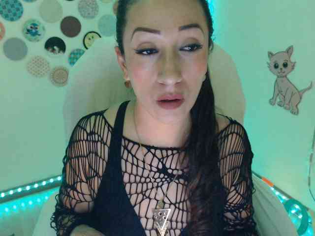 bomboncita288 webcam