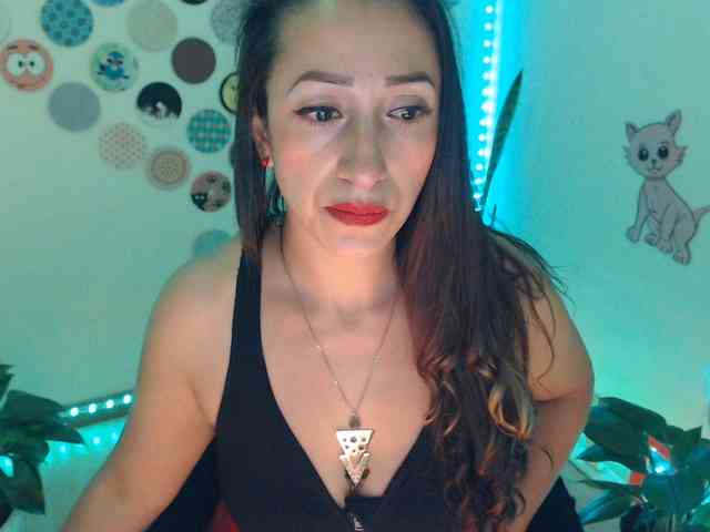 bomboncita288 webcam