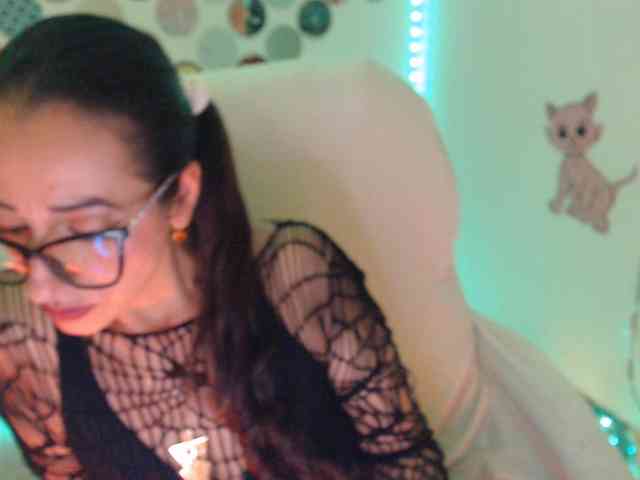 bomboncita288 webcam