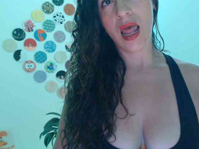 bomboncita288 webcam