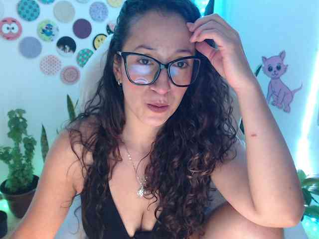 bomboncita288 webcam