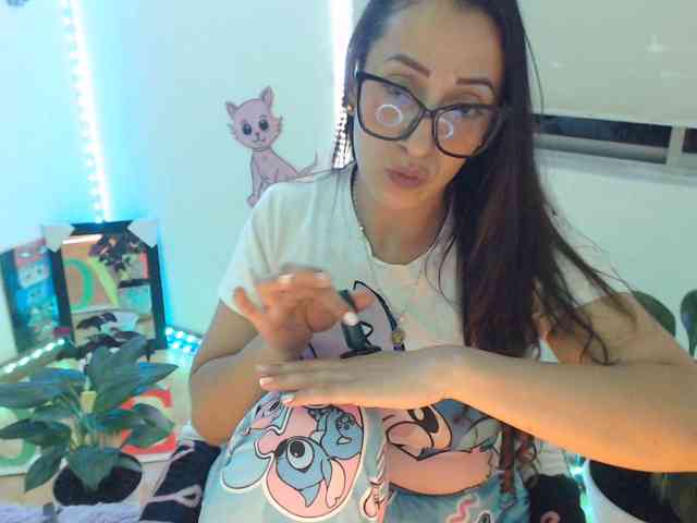 bomboncita288 webcam