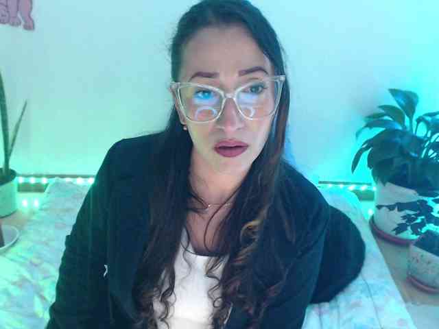 bomboncita288 webcam