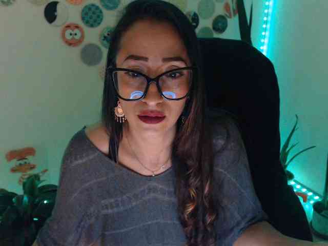 bomboncita288 webcam