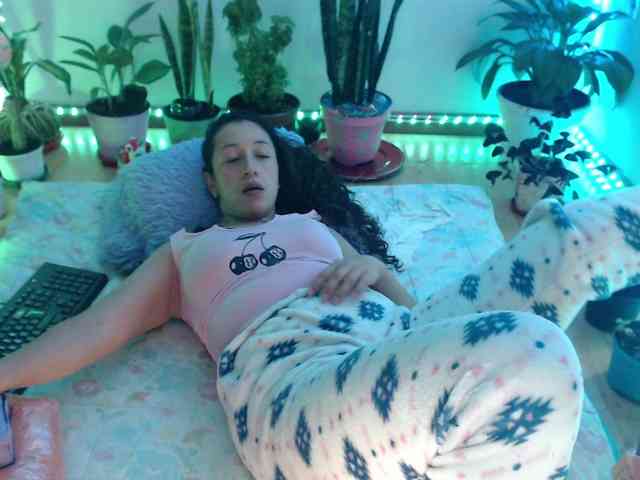 bomboncita288 webcam