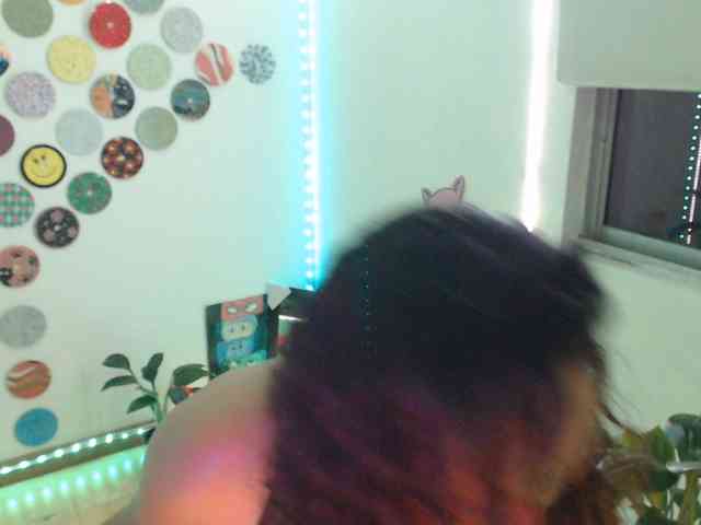 bomboncita288 webcam