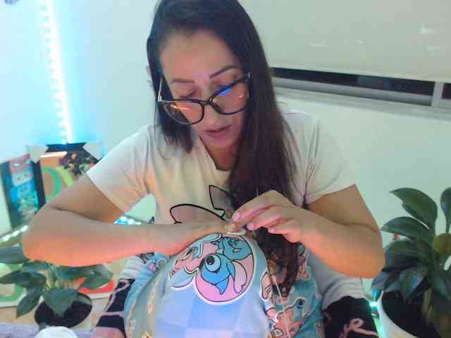 bomboncita288 webcam