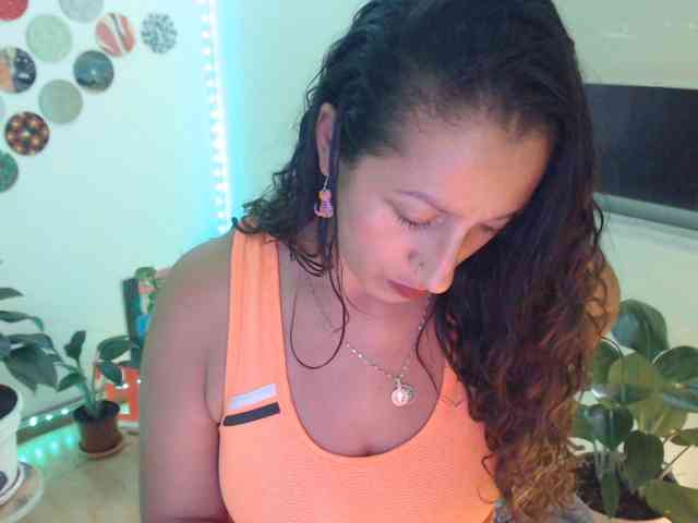 bomboncita288 webcam