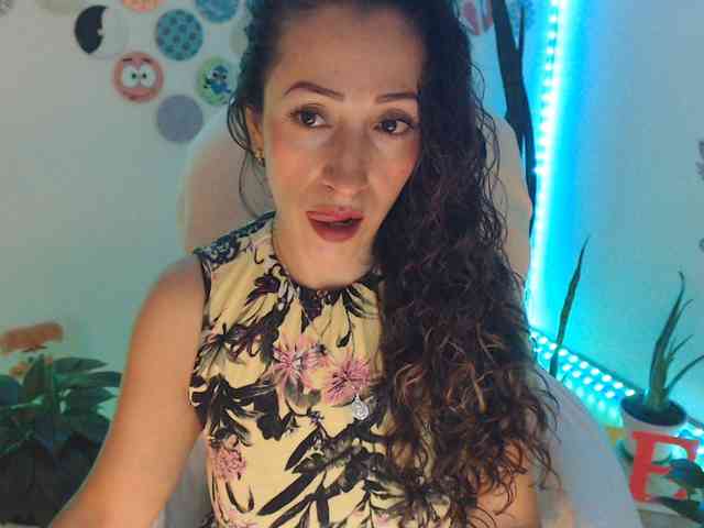 bomboncita288 webcam
