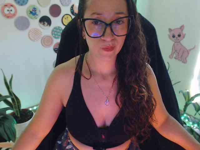 bomboncita288 webcam