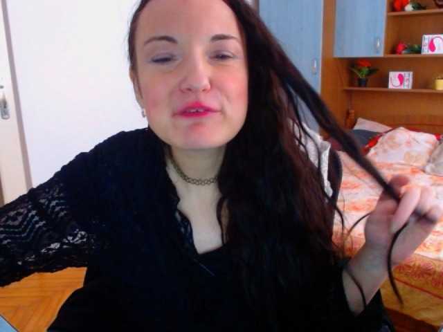 LadyLHoty live cam on BongaCams