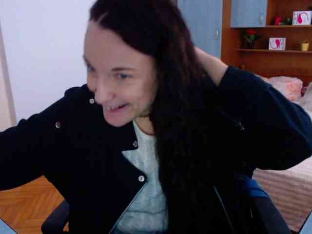 LadyLUnique webcam