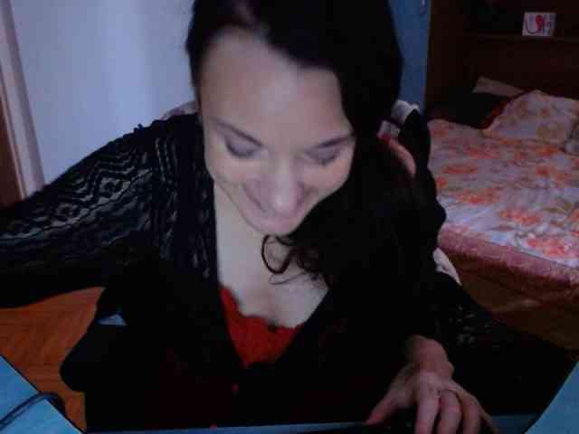 LadyLUnique webcam