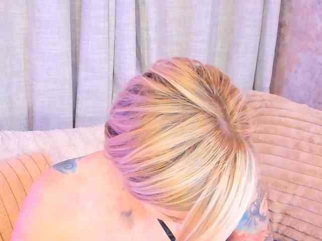 JessieStar webcam