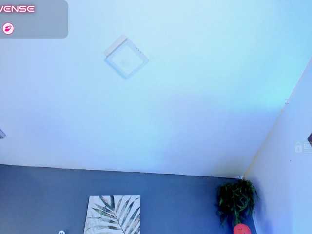 lady-hellen live cam on BongaCams