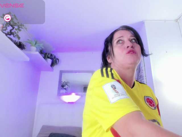 lady-hellen live cam on BongaCams