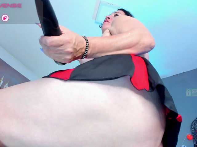 lady-hellen live cam on BongaCams