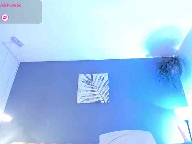 Lady-Hellen webcam