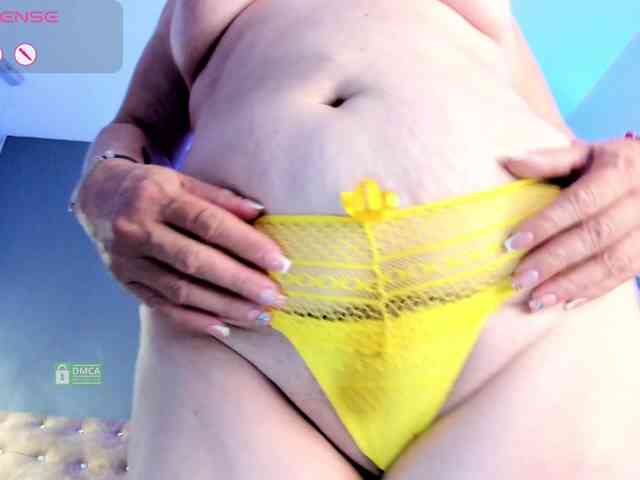 Lady-Hellen webcam