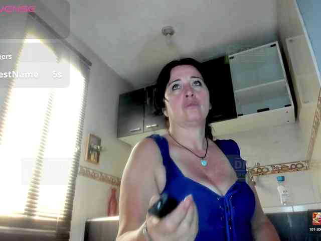 Lady-Hellen webcam