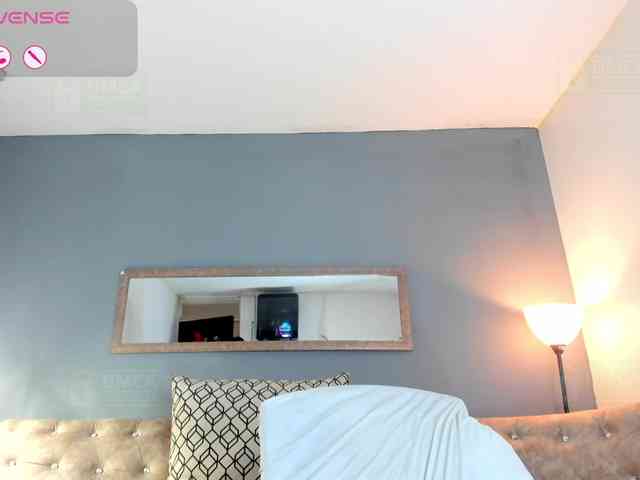 Lady-Hellen webcam