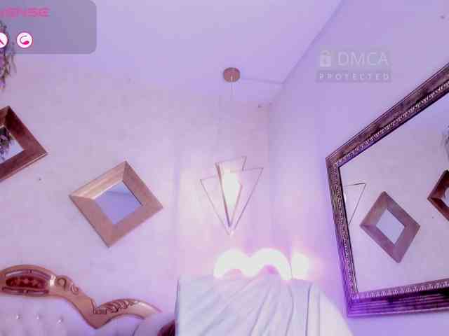 Lady-Hellen webcam