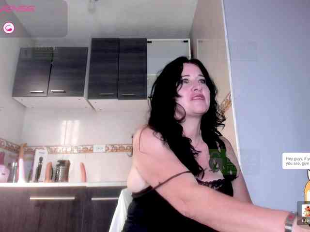 Lady-Hellen webcam