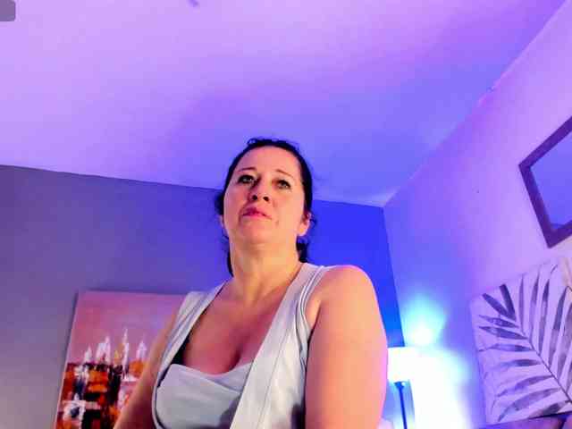 Lady-Hellen webcam