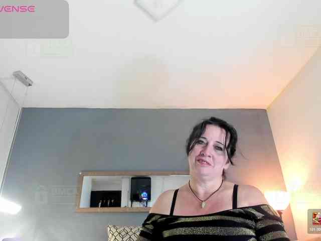 Lady-Hellen webcam