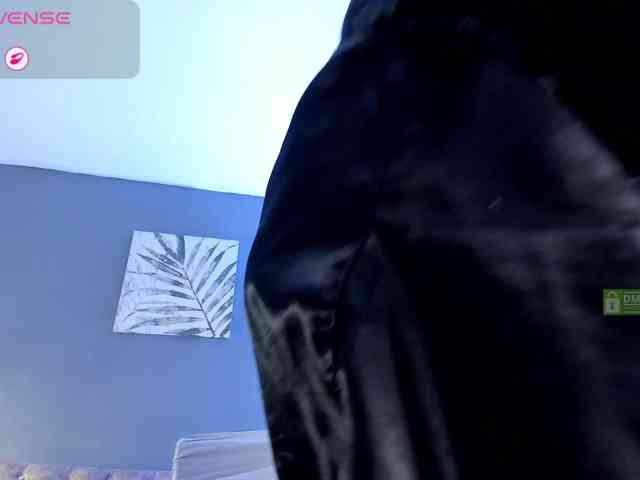 Lady-Hellen webcam