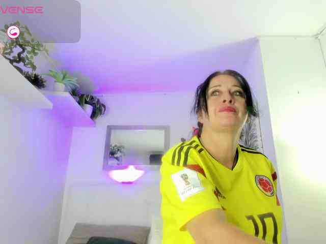Lady-Hellen webcam