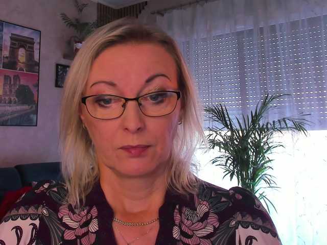 SoftVANESSA live cam on BongaCams