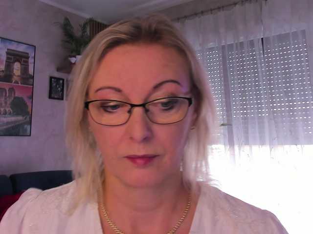 SoftVANESSA live webcam show