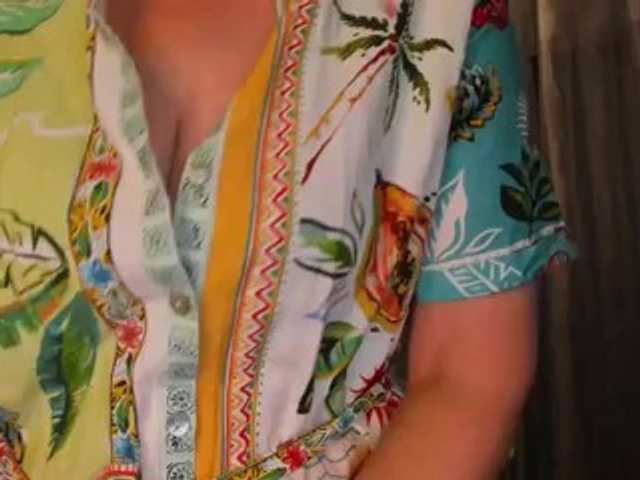 SoftVANESSA live cam on BongaCams