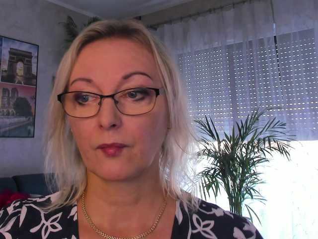 SoftVANESSA live webcam show