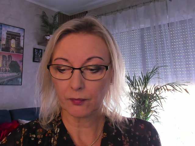 SoftVANESSA live webcam show