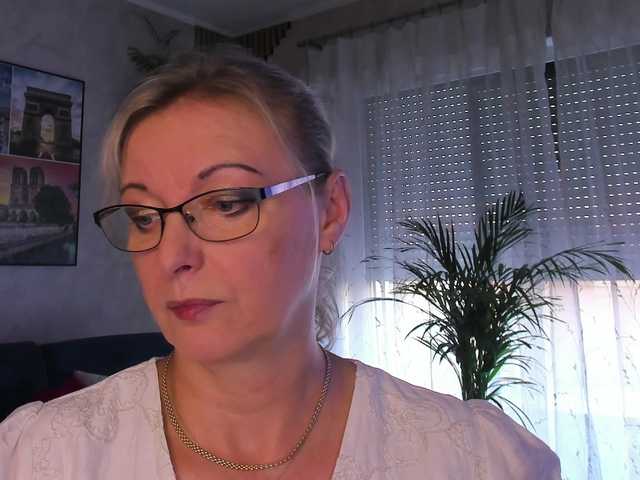 SoftVANESSA live webcam show