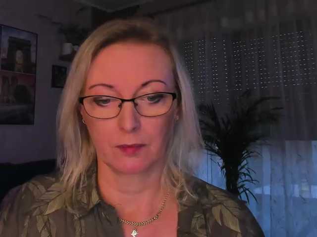 SoftVANESSA live cam preview